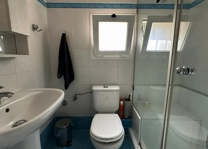 Family House 5' From Holiday home *
