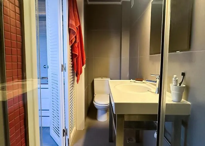 Family House 5' From Holiday home *