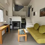 Family House 5' From