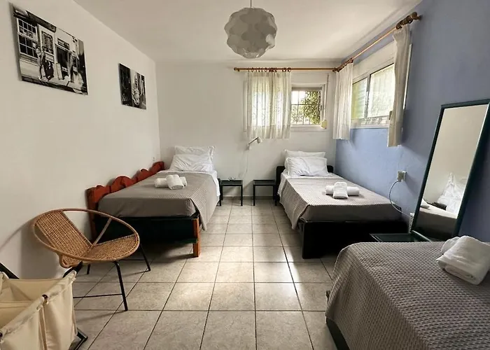 Family House 5' From *